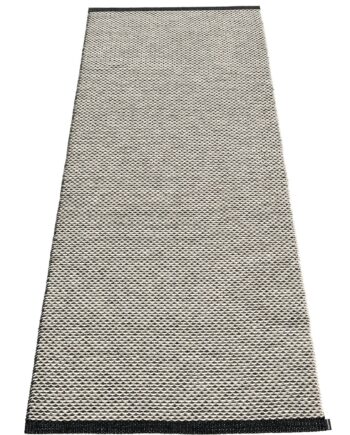 Pappelina Gulvtæppe Effi  70   200 Cm  Black