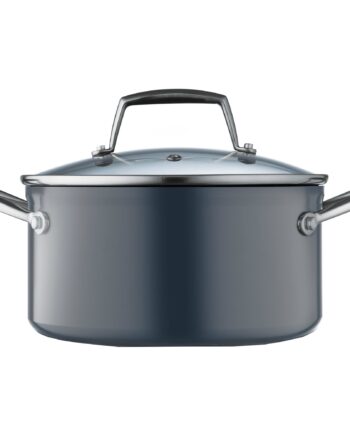 Tareq Taylor Vivian Gryde      Liter  Aluminium